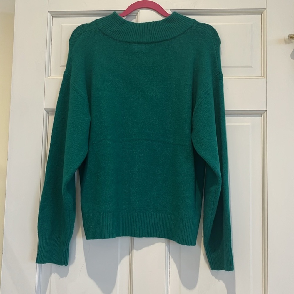 A New Day Ciao Ciao Sequin Text Green Sweater Crew Neck - Picture 3 of 5